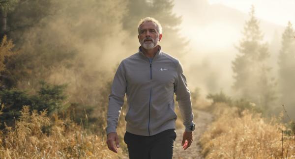 Bobrek Detoksu Dogada Yuruyen Erkek